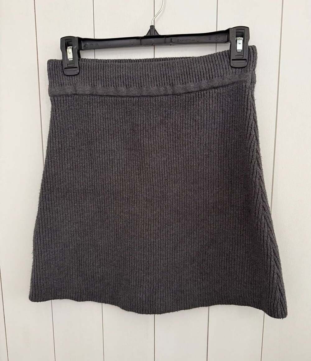 Zara Ribbed Knit Mini Skirt Size M Gray